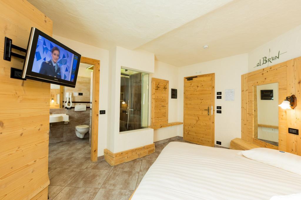Hotel Pontiglia Livigno Bagian luar foto